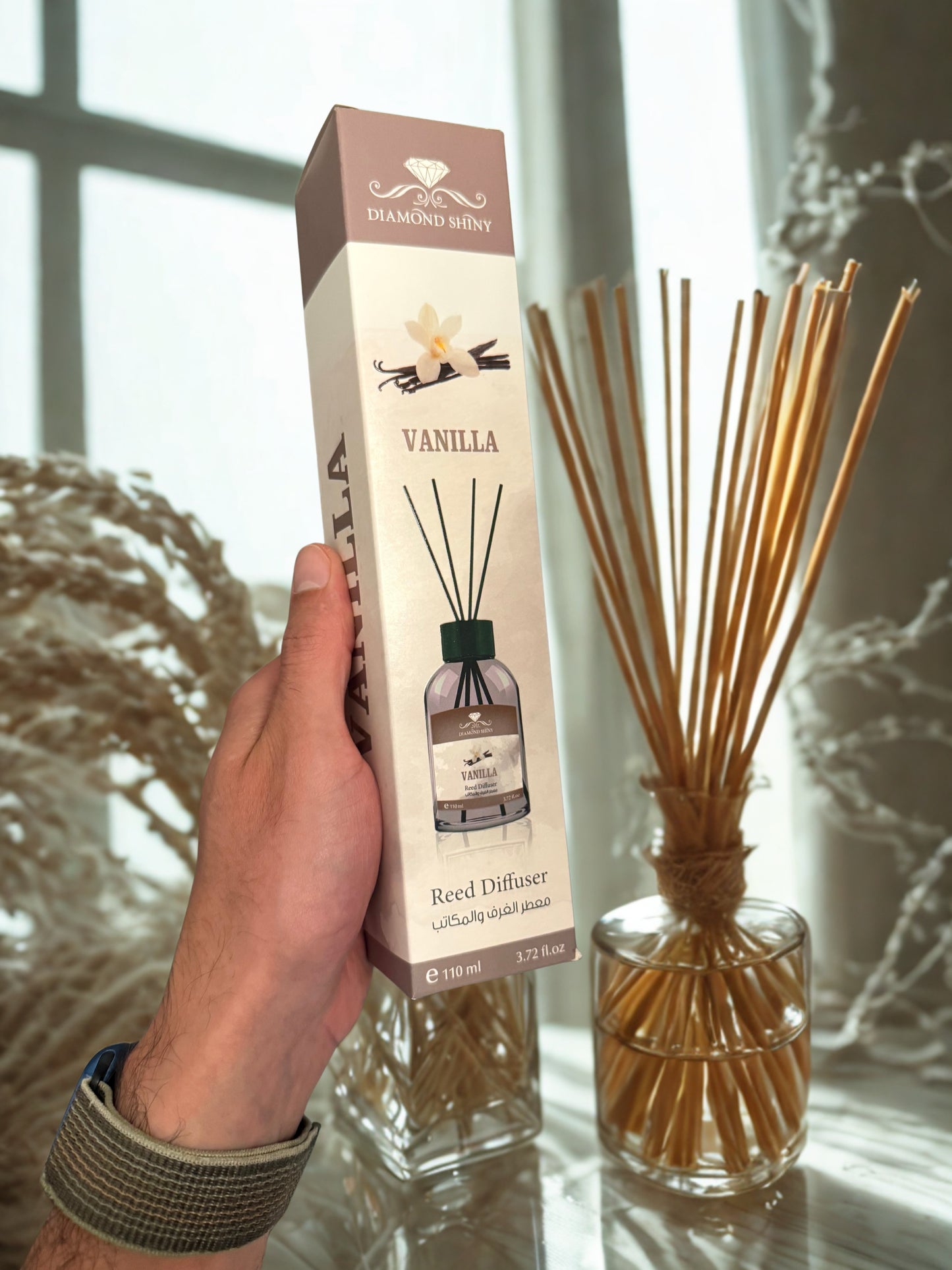 Diamond Shiny Reed Diffuser Sets - Vanilla - Scented Oil & Natural Sticks for Continuous Fragrance Release - Safe Home Decor for Living Room, Bedroom, Bathroom, or Office